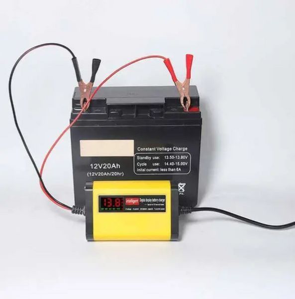 Автомобільний зарядний пристрій для акумуляторів 12V 2A 0600 фото